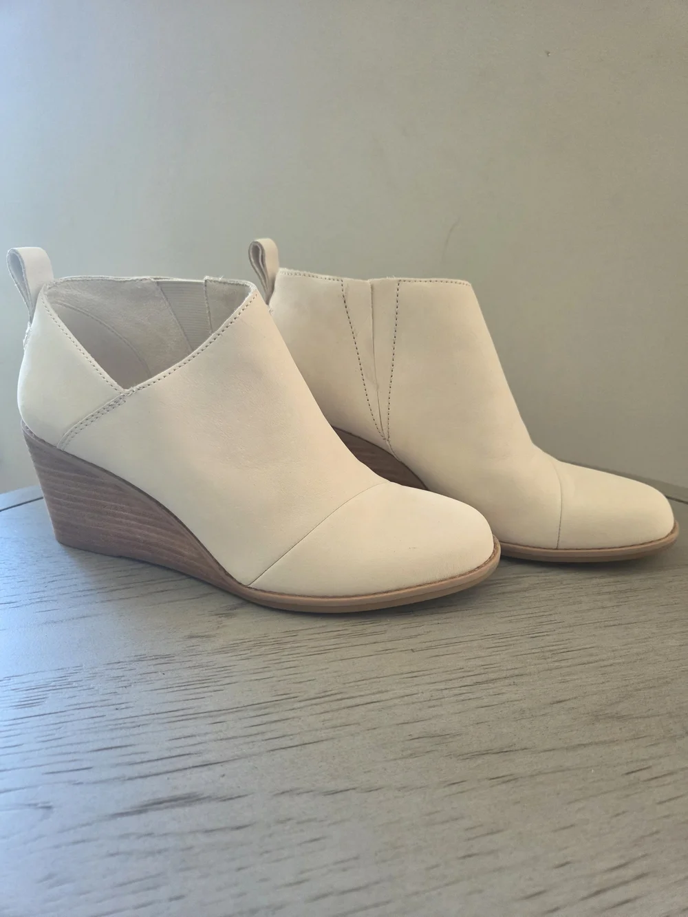 Toms Marta Wedge Bootie In Sand Leather Womens 6.5